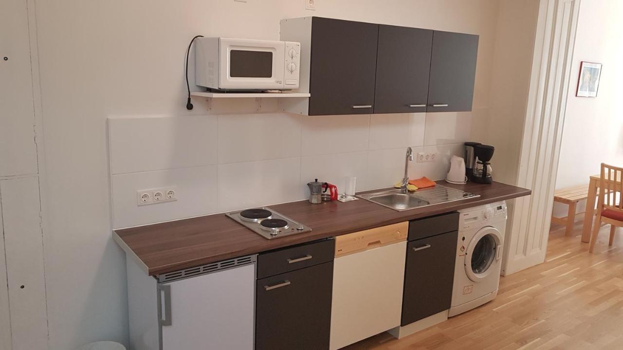 Sobieski Inner Ring Apartments Виена Екстериор снимка