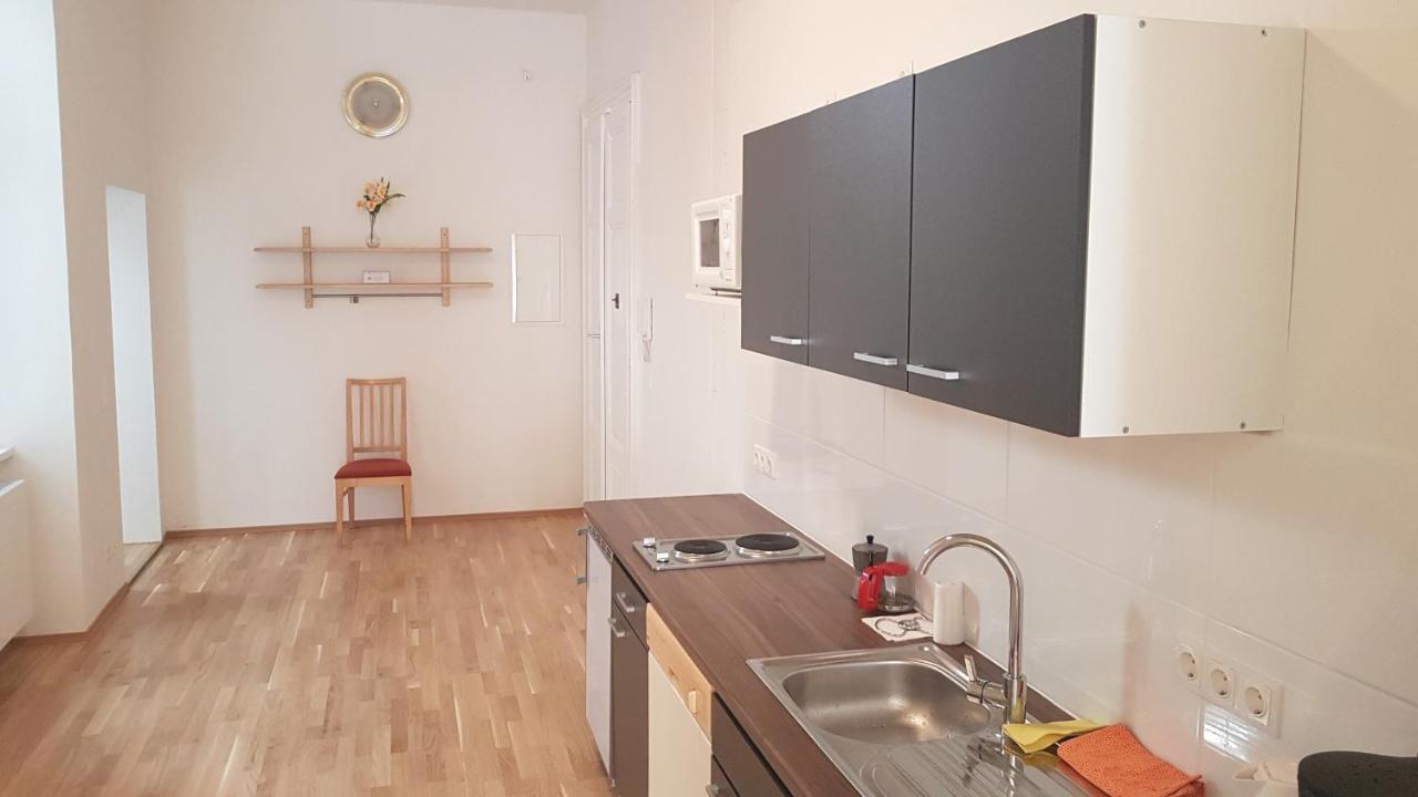 Sobieski Inner Ring Apartments Виена Екстериор снимка