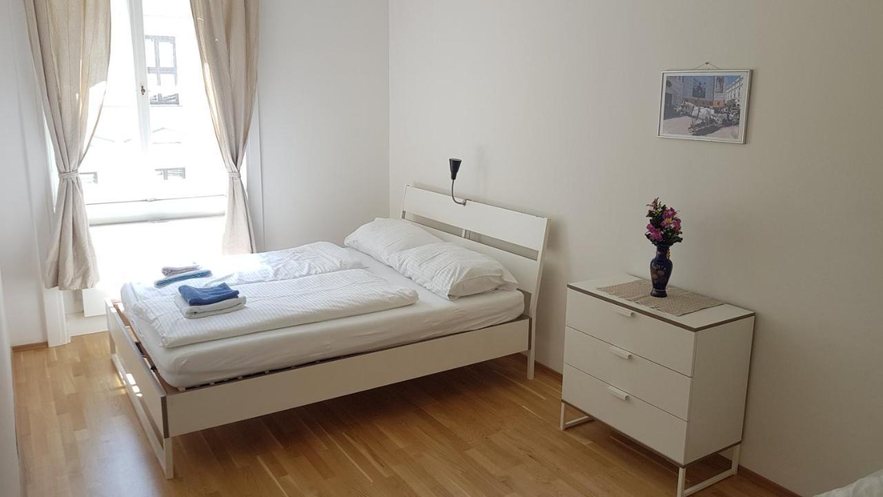 Sobieski Inner Ring Apartments Виена Екстериор снимка
